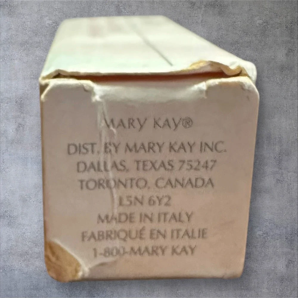 Mary Kay Semi-Matte Lipstick Spice Island 4477 .13oz New‎ Box Vintage